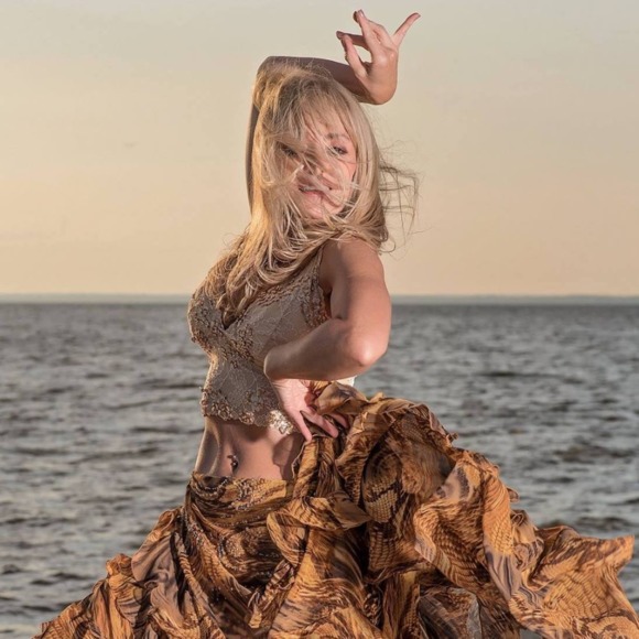 Meet your Posher, Kathy - Picture 1 of 1